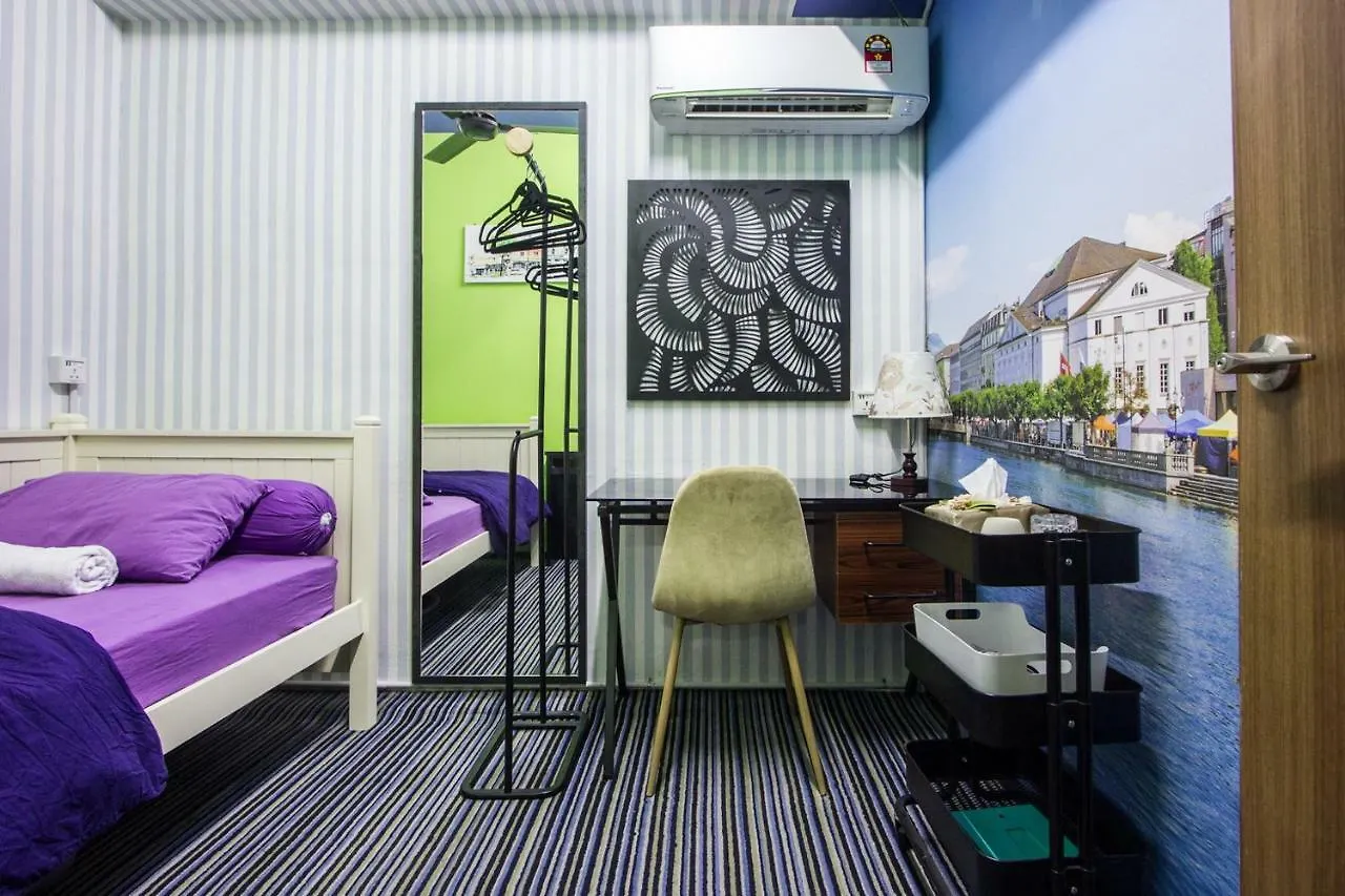 Usm Designer Dwell Hotel George Town