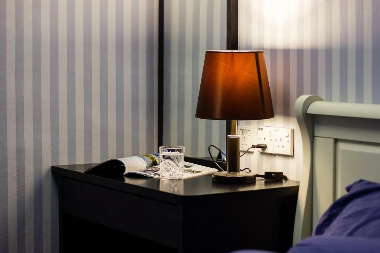 Usm Designer Dwell Hotel George Town